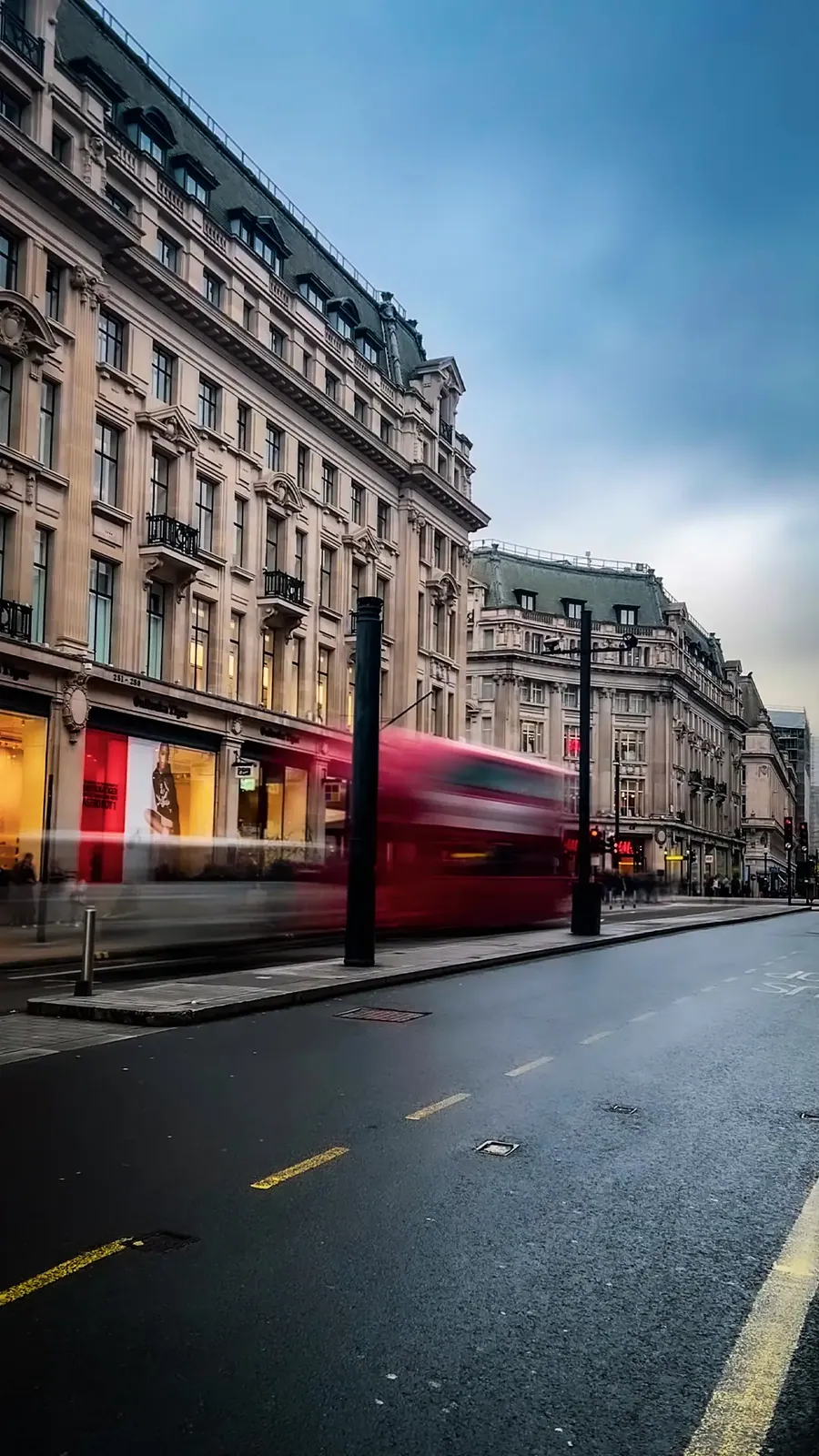 London red bus urban creative editing Rois Lappas