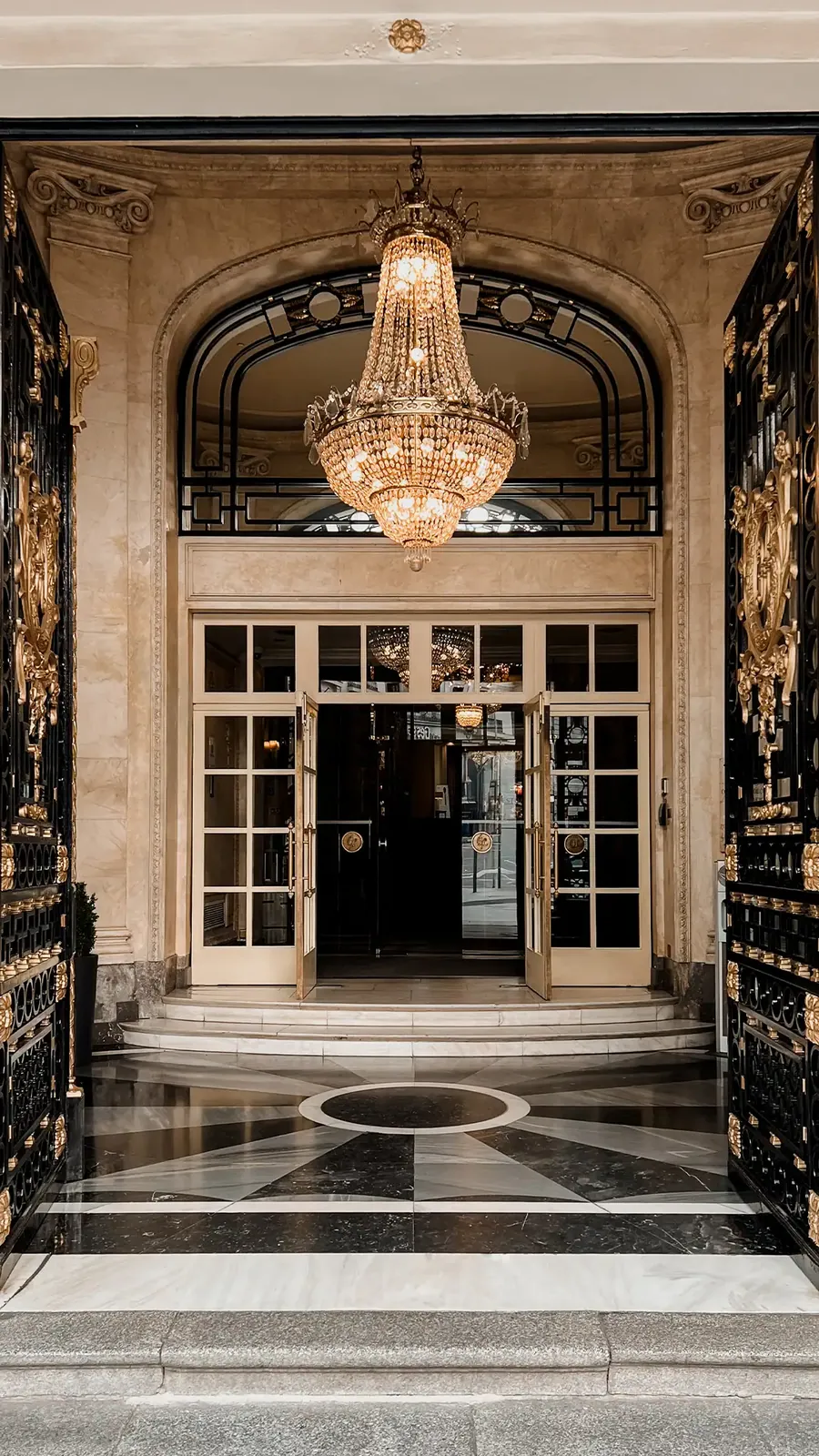 Luxury interior aesthetic photo editing Rois Lappas